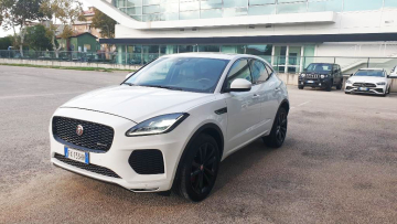 Jaguar E-Pace 2019 2.000 cc 150 bhp AUTOMATICO -ΔΕΡΜΑ- ΠΑΝΟΡΑΜΑ MOD 09-2019 EYRO 6 B TIMH 19.900 ART 36