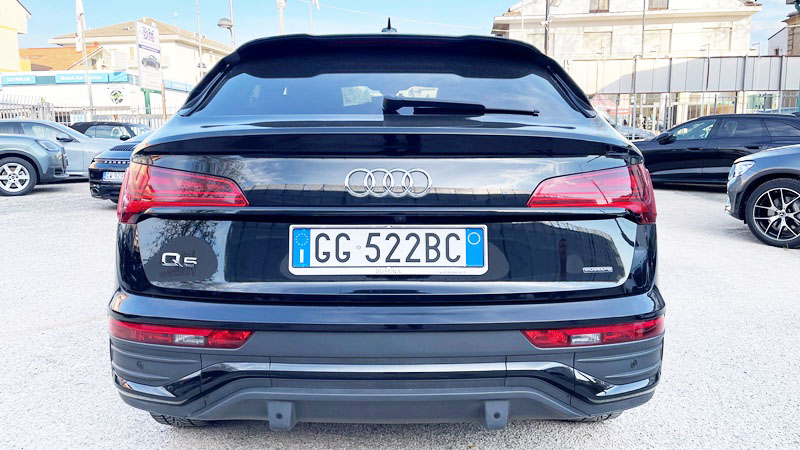 AUDI Q5 SPORTBACK 2.0 CC 204 CV IBRIDO DIESEL MOD 2022 EYRO 6D TIMH 17.000 NETTO